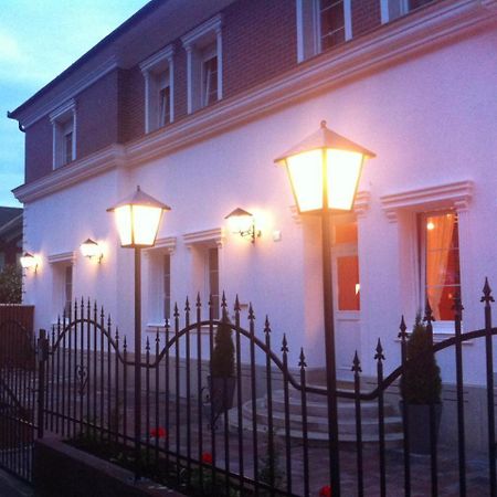 Bed and Breakfast Peron Panzio Debrecen Exterior foto