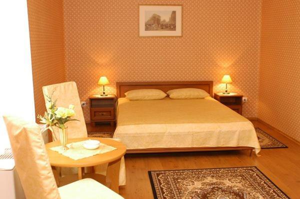 Bed and Breakfast Peron Panzio Debrecen Exterior foto